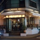 Book Reading 이미지