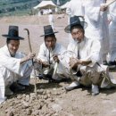 동양상사 | 전쟁과 죽음을 상징하는 흰색. 동양에선 백의(白衣)를 상복(喪服)으로 입은 이유