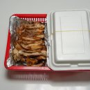 빨강한방왕족발노란치킨 이미지