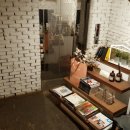 모던테이블 이미지