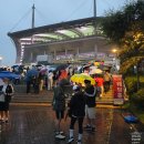 골때리는 닭돈탕 | 서울 월드컵 경기장 브라질전(5-0완패) 직관 후기 비 오는 날 축구 경기장 입장 시 준비 사항 총정리
