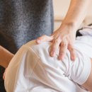 오십견의 원인과 비수술적 치료 이미지