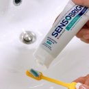 밝은미소스토어 | 시린 이 걱정 끝! 센소브라이트 시린이 브라이트닝 치약으로 환하게 빛나는 미소 되찾기!