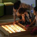 빛과 모래로 그리는 샌드아트 이미지