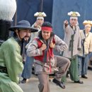 마당극 퍼레이드 이미지