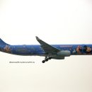 China Eastern (Shanghai Disney Resort Livery) A330-343 (B-6507) - 25.12.29 이미지