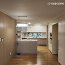 인플랩 주식회사 | 세라믹상판과 히든 플랩슬라이딩 도어로 바뀐 세련된 주방~!! 래미안장전아파트 35평A타입 주방싱크대...