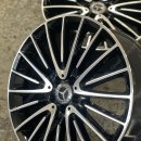 벤츠 GLA45AMG 20인치 휠 이미지