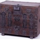 미리벌민속박물관 | 한국을 대표하는 골동품 고가구 반닫이 - 경상도 반닫이