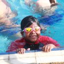 Primary swimmers take to the pool for some water-based fun! 이미지