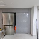 노원-현장-1298 | 김치냉장고장 문설치 선반과 문달아서 수납공간 만들기