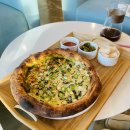 평화동주유소 | 내돈내산) 커피에 진심이라면 여기, 커피,빵 찐맛집 전주 평화동 카페 라부