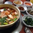 놀부부대찌개1철판1보쌈 이미지