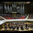 베토밴 교향곡 제9번 합창, 클라우스 매켈레 / Oslo Philharmonic 2019년(72분) 8개 비교 이미지