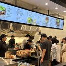 헤럴드컴퍼니 | 치폴레 강남 아시아 1호점 가봤더니, 가격 구조부터 심상치 않았어요
