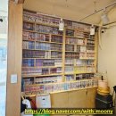 21세기 비디오 만화 | ☕만화책 좋아하면 무조건 가야 할 파주 카페, 레터비(letter bee)