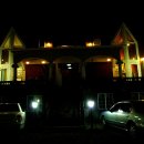 벤치하우스 이미지