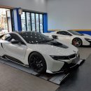 BMW I8 피렐리 피제로 올시즌 광폭타이어 장착 이미지