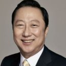 박용만(67) 전 두산 그룹회장 은퇴하여 쪽방촌 주방장 실천 이미지