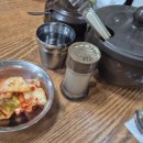 장터홍두깨칼국수 | [광명] 광명시장 먹거리 추천 | 진한 멸치육수에 완탕 성공! 홍두깨칼국수 온가족 단골 노포 후기