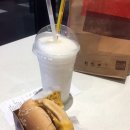 유엔아이트레블 이미지