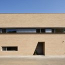 빨간 벽돌집 이미지