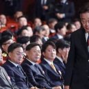 李 '연임 불출마 선언' 요구에... "도둑질 안 하겠다 말하라는 격" 이미지
