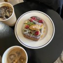 마카로너테이블 | 봄비를 낭만으로 여기고