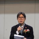 세계 시의 날 기념 부산pen시화전, 권대근 교수 '세계 시의 날 선포문' 낭독 이미지