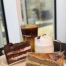 아방 | 을지로 케이크 맛집 아방베이커리 을지로 DGB점 방문 후기 크리스마스 케이크 완전 추천!