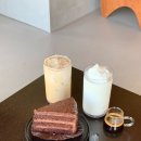 궁디팡팡키즈카페 | 경주의시간 카페라운지 탑동 신상핫플 솔직후기