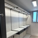 리우컴퍼니 | 이천 드레스룸 오픈 시스템장 문설치로 붙박이장 만들기