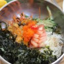 비빔밥과 덮밥 이미지