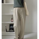 니어 포레스트 이미지