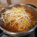 오징어콩나물국밥 이미지