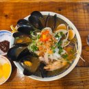 내장터미널 | 강남 고속터미널역 혼밥 맛집 퍼부어 해산물, 마라 내장 쌀국수 추천