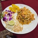 IN·TA | 카타비치 더쇼어 맛집 푸팟퐁커리와 팟타이 즐기는 Ta restaurant