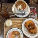 웨이팅하는 소금빵 성지 베통 성수 플래그십 다음날도 맛있어요!