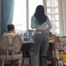 뒤태가 이쁜 과외 선생님 이미지