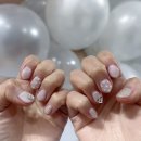 칠링네일 - 양산시 | 암사동 네일샵 “칠링네일” 본식 하루 전 웨딩 네일 후기 (애견동반 가능!)