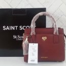 가방, 운동화, 화장품 이미지