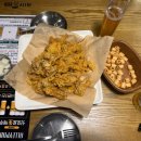 충무로-1 | 자담치킨 충무로역맛집 맵슐랭 치킨 반반에 골뱅이소면까지 먹은 후기