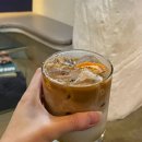 대흥역 카페, 공연 보고 데이트하기 딱 좋은 카페 추천 [콜로라도 프로젝트 마포]
