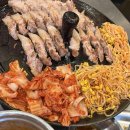 이우갈비 로고