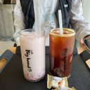 헤이리로(헤이리맞은편 1번게이트) | 서울근교 파주 : 헤이리 마을 🌸벚꽃 만개 리키와 애견동반카페 나들이 빅핸드 < Big hand >