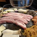 경기도 수원시 권선구 덕영대로1207번길 46-14 (권선동) | 권선동 먹자골목 삼겹살 맛집 60판왕뚜껑삼겹살