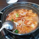 금천점 누름돌생고기김치찌개 이미지