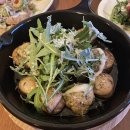 본죽궐동점 | [Ep. 83] dblog. 돼지파티에 초대합니다, 공을기, 카페썸모어, 폴바셋 설향딸기, 우런니 샌드위치, 샹달...