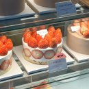 가좌2로 | 가좌역 카페 추천 피오니 연남점 딸기케이크 2호 픽업후기 본점비교