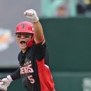 KBO 무대가 너무 좁다! '1차전 멀티홈런→3차전 만루포' 김도영의 미친 가을야구…LG 마운드 완전히 무너뜨렸다 이미지